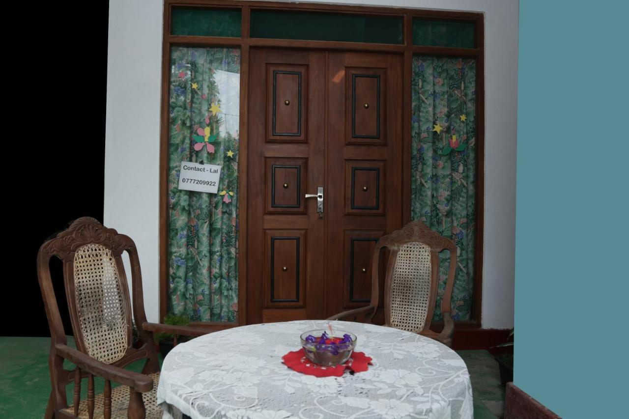 Bed and Breakfast Vivid Lanka Бентота Екстер'єр фото