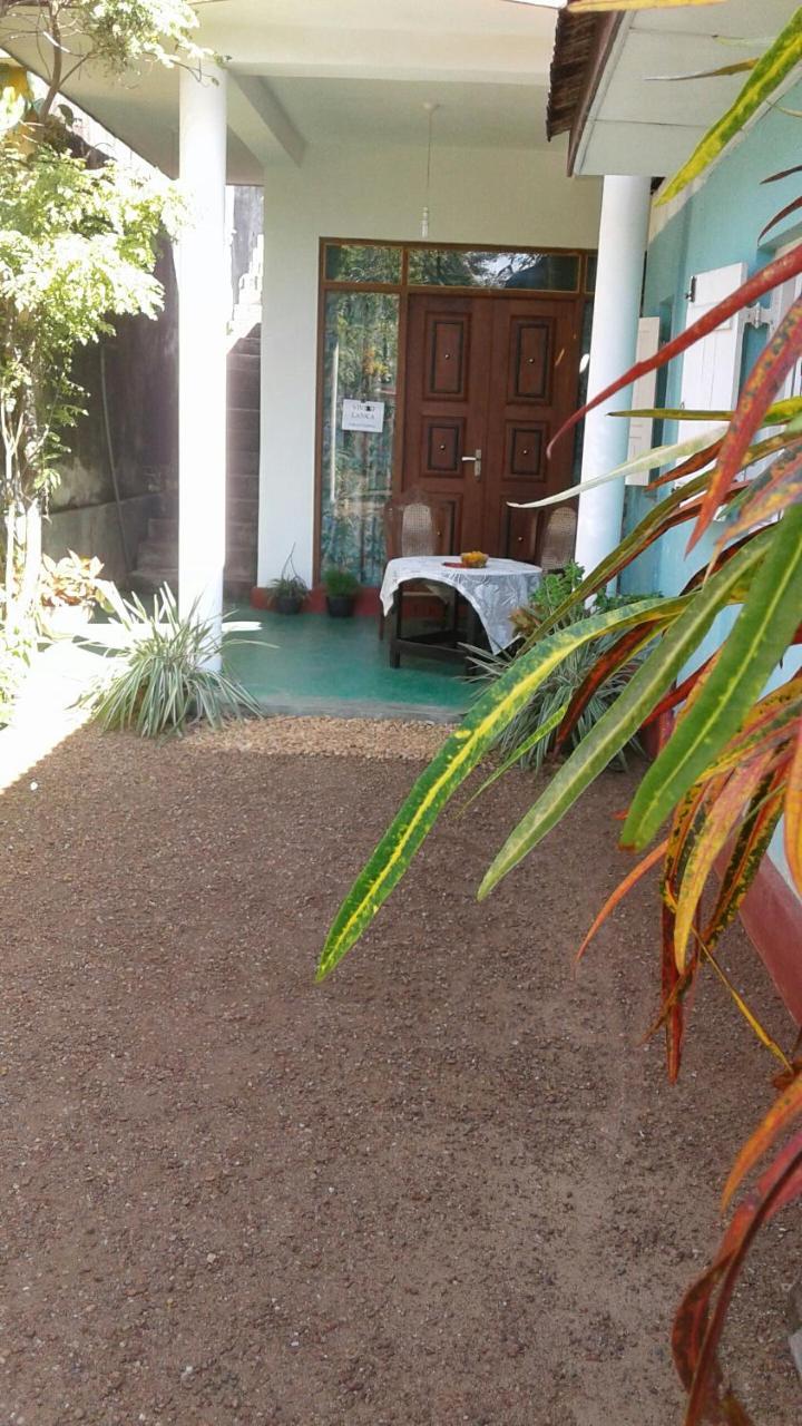 Bed and Breakfast Vivid Lanka Бентота Екстер'єр фото